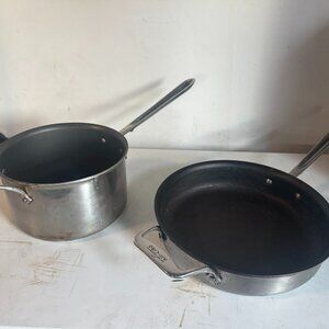 Non-Stick Pans + 1 Pot